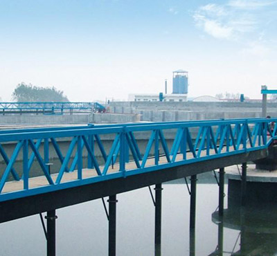 中心傳動刮泥機(jī)